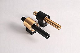 לאונרדו קיר לאונרדו קיר