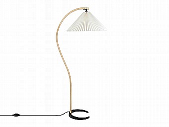 Timberline Floor Lamp By Gubi